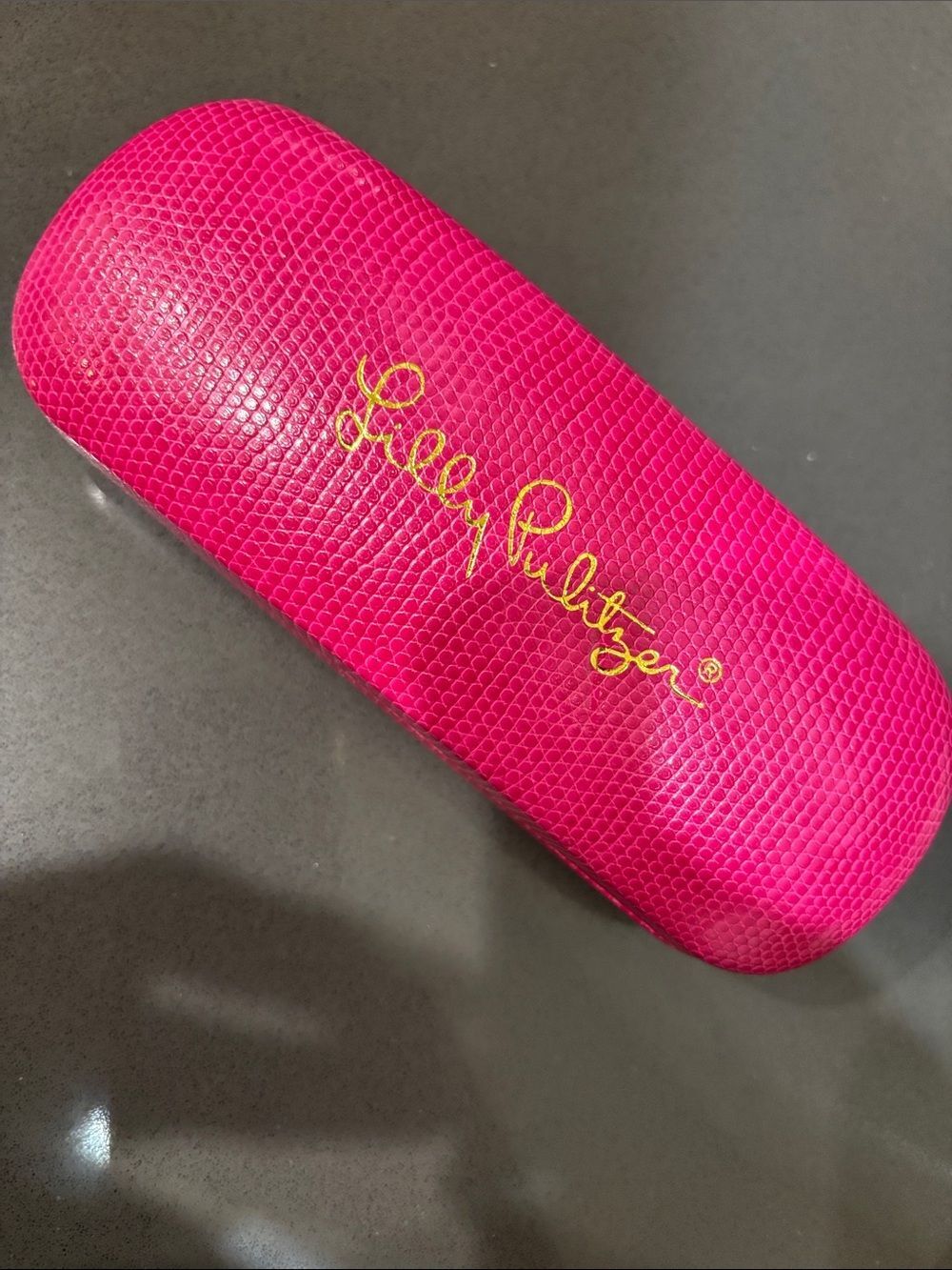 Lilly Pulitzer pink eyeglass case sunglasses blue interior hard case snap close